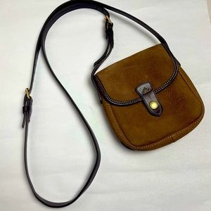 Dooney & Bourke Leather Crossbody Small Purse Pouch
